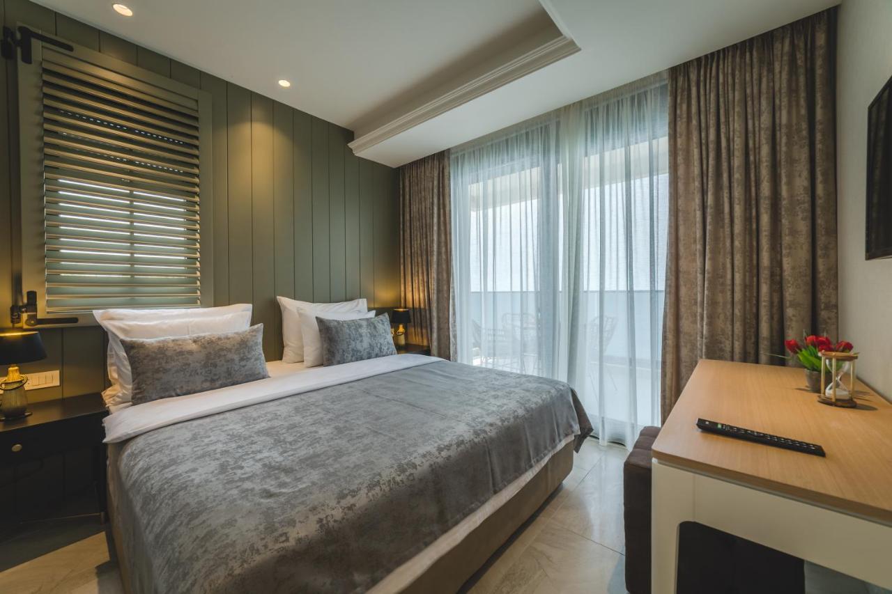 Kalamper Apartments Dobra Voda Bagian luar foto
