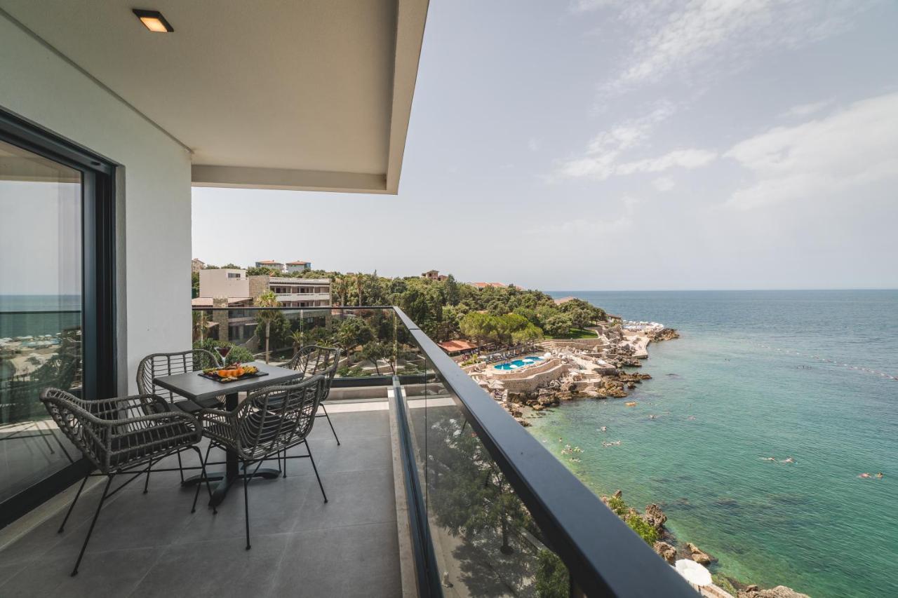 Kalamper Apartments Dobra Voda Bagian luar foto