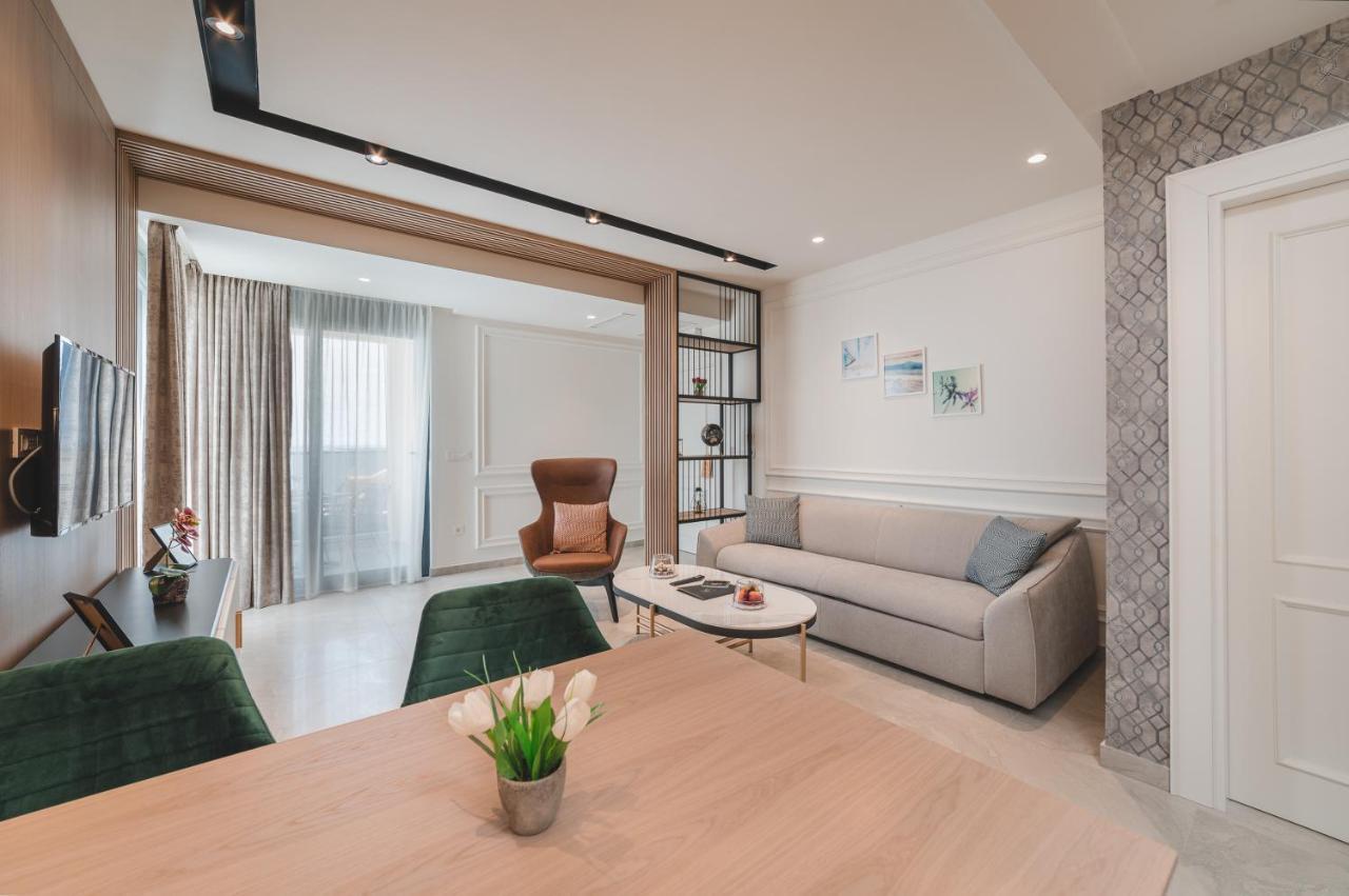 Kalamper Apartments Dobra Voda Bagian luar foto