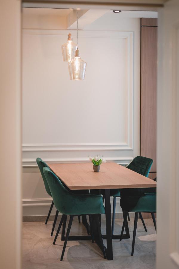 Kalamper Apartments Dobra Voda Bagian luar foto